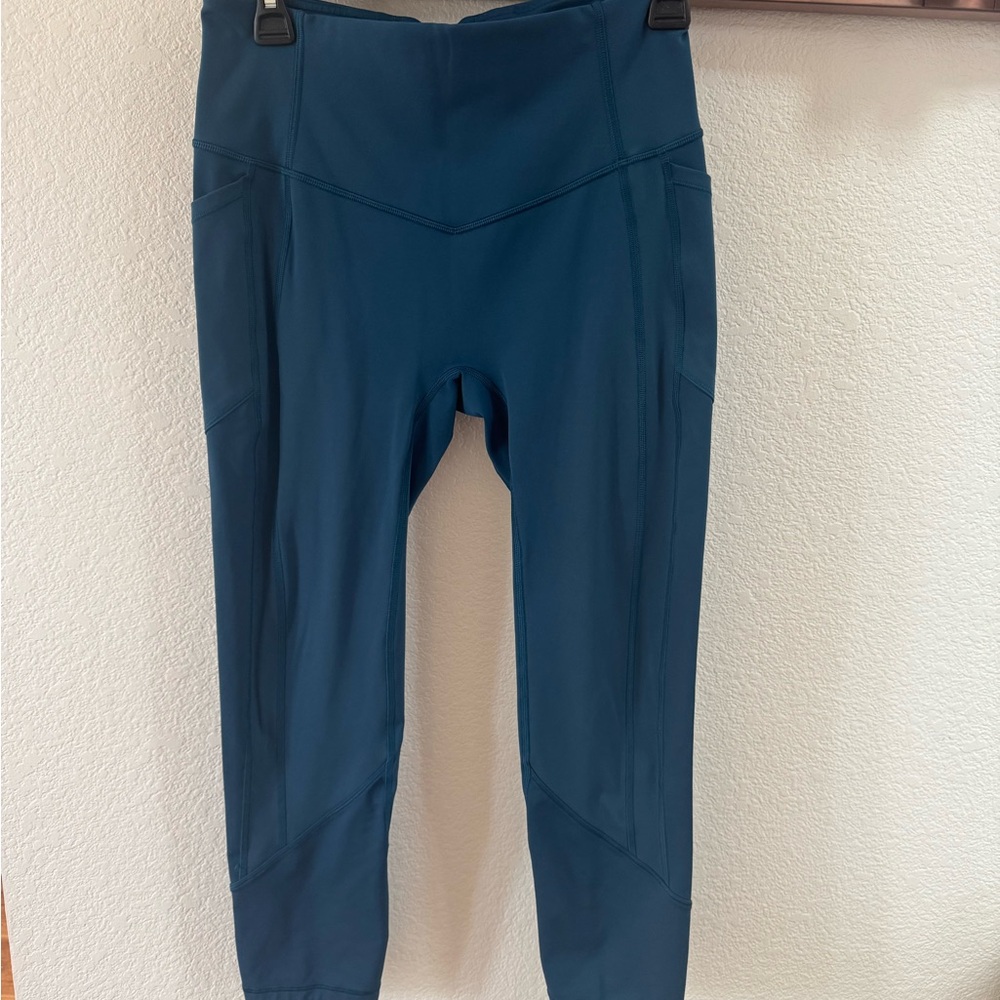 Lululemon Athletica 23” Leggings